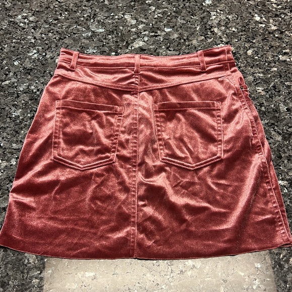 5 items Forever 21 BUNDLE - 2 skirts, 1 short, 1 short sleeve, 1 onesie bodycon - Picture 8 of 16